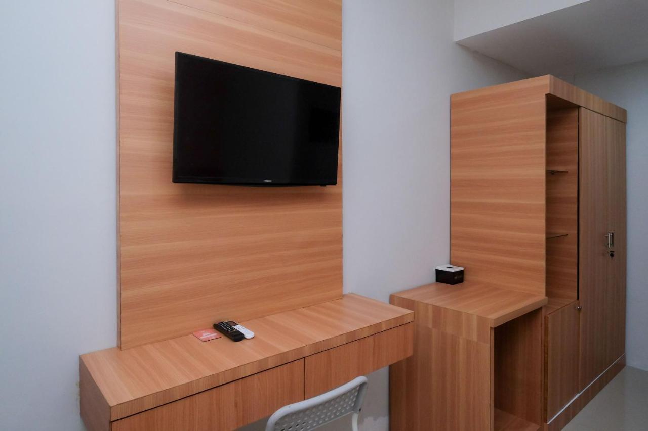Sans Hotel Tiga Putri Semarang By Reddoorz Extérieur photo